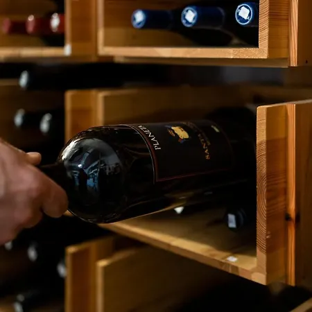 La Foresteria Planeta Wine & Club
