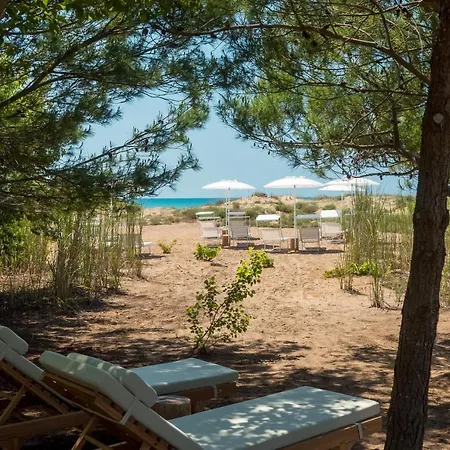 Resort La Foresteria Planeta Wine & Club