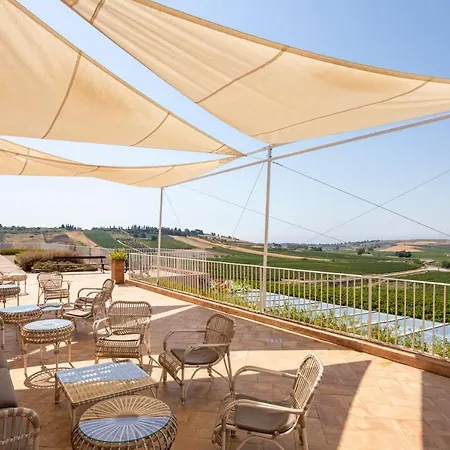 La Foresteria Planeta Wine & Club Resort