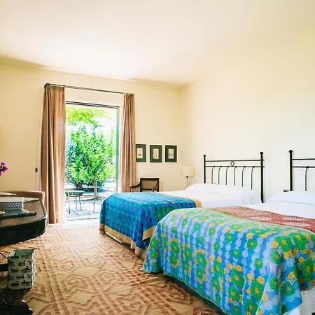 La Foresteria Planeta Wine & Club Resort 4*