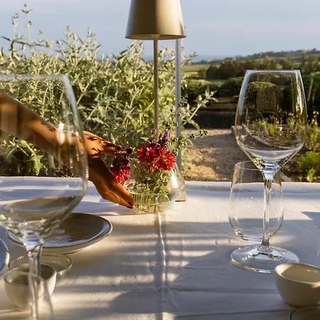 La Foresteria Planeta Wine & Club Resort 4*