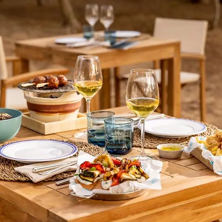 La Foresteria Planeta Wine & Club Resort