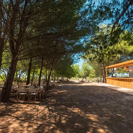 Resort La Foresteria Planeta Wine & Club