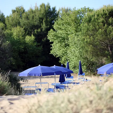 La Foresteria Planeta Wine & Club מנפי