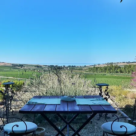 אתר נופש La Foresteria Planeta Wine & Club 4*