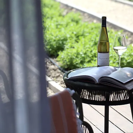 La Foresteria Planeta Wine & Club מנפי