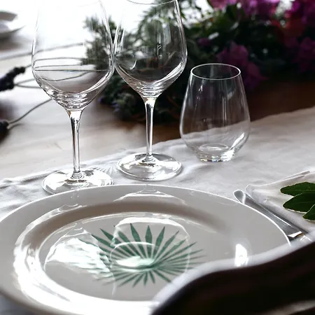 La Foresteria Planeta Wine & Club אתר נופש מנפי