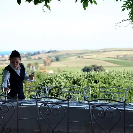 La Foresteria Planeta Wine & Club